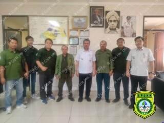 Ketua Umum LPLHK H. Yana Triyana, SE Perkuat Sinergi dan Audiensi dengan Camat Cikarang Selatan untuk Sukseskan Gerakan 1.000.000 Pohon Menuju Indonesia Hijau dan Lestari